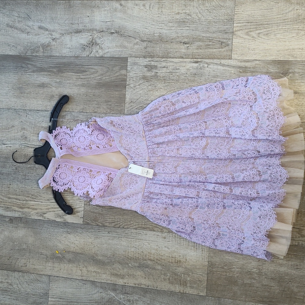 Francesca's Lace Lilac Dress - Picture 2 of 11